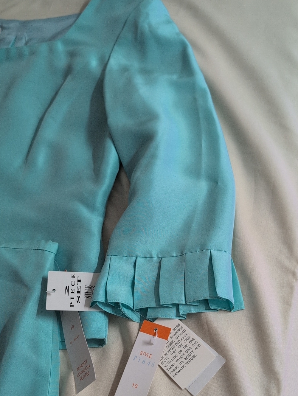 NWT Maggy London Petites 100% Silk Turquoise 2 Piece Skirt Set Size 10P
